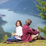 Otel Aja Fuerstenhaus Am Achensee 4*