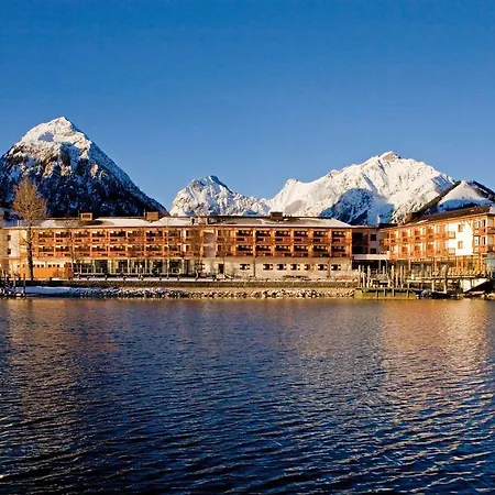 Aja Fuerstenhaus Am Achensee Pertisau