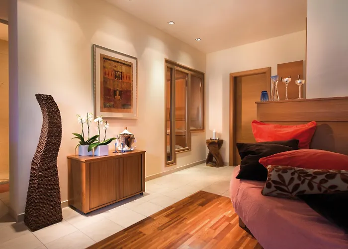 Aja Fuerstenhaus Am Achensee 4* Пертизау