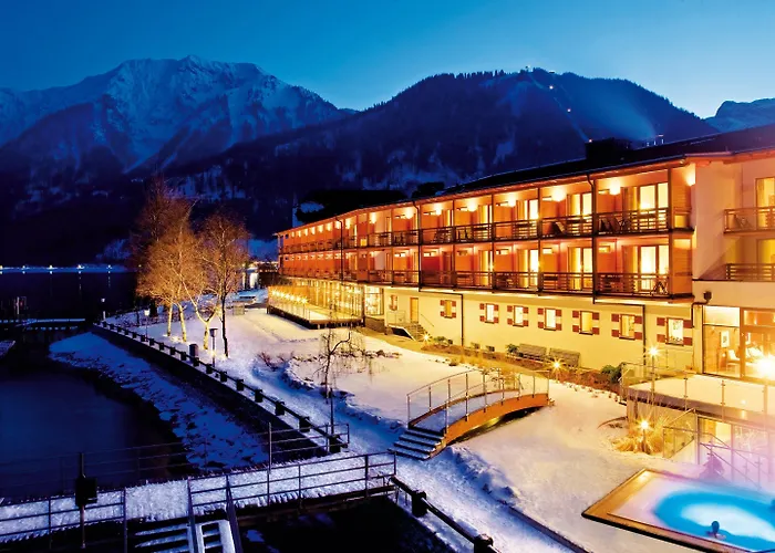 Aja Fuerstenhaus Am Achensee 4* Пертизау