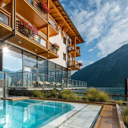 Hotel Aja Fuerstenhaus Am Achensee 4*