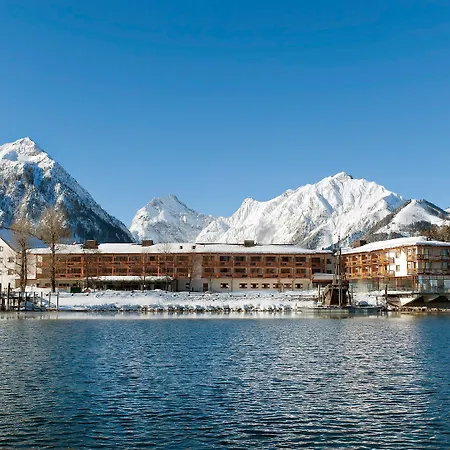 فندق Aja Fuerstenhaus Am Achensee بيرتيساو